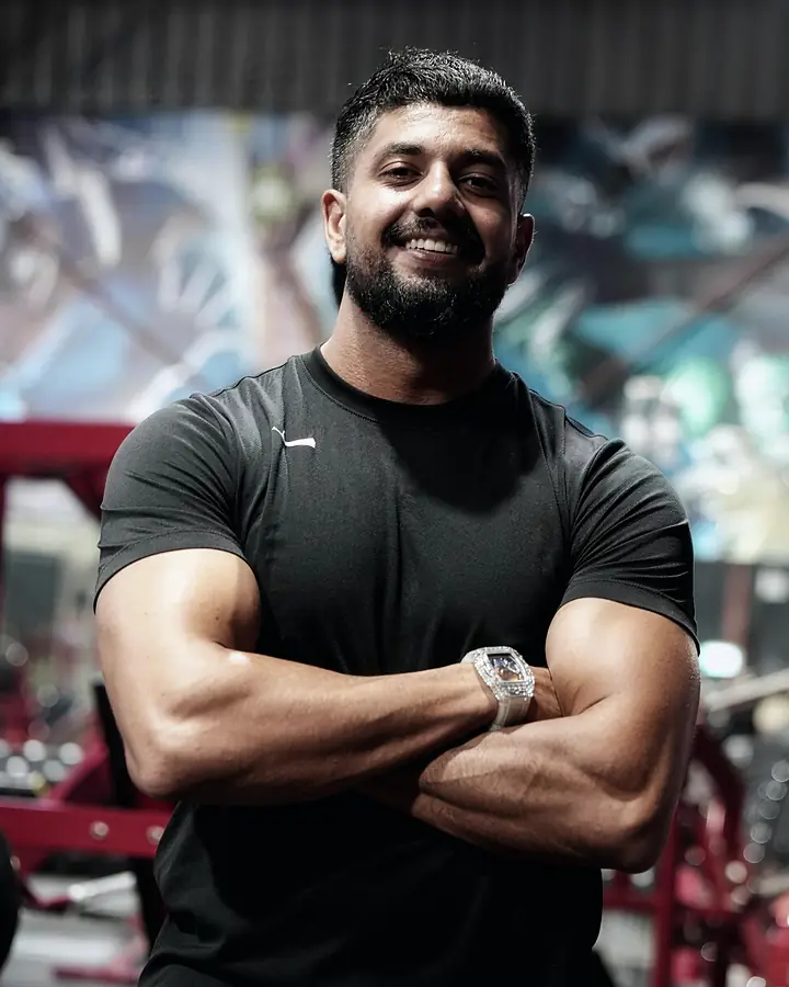 Garry, coach at NEVER-LESS